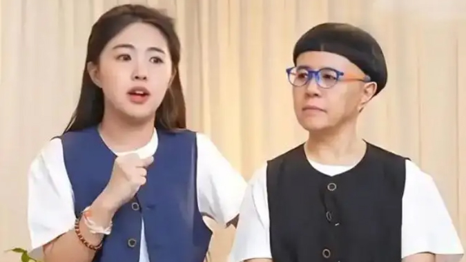 “蹭妈流量怎么了”，前央视主持人的女儿直播带货被质疑后回怼，网友吵翻！